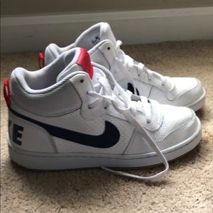 Nike ebernon shoes